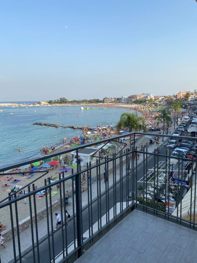 Appartamento La Mansarda Giardini Naxos Esterno foto