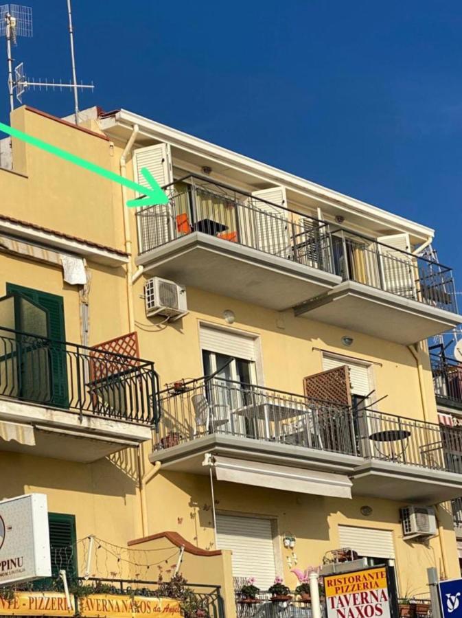 Appartamento La Mansarda Giardini Naxos Esterno foto