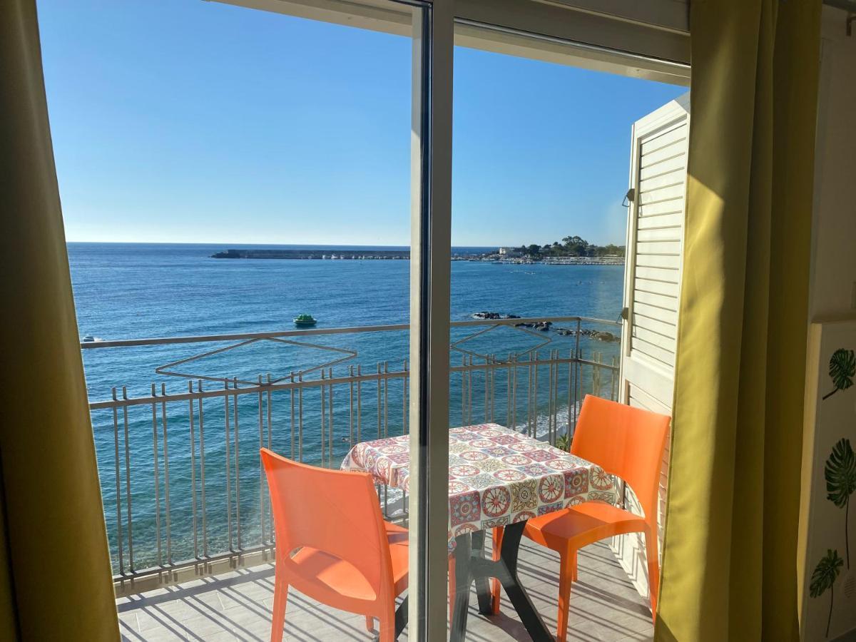 Appartamento La Mansarda Giardini Naxos Esterno foto